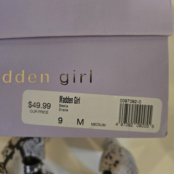 MADDEN GIRL Snake Skin Animal Print Block Heel Open Toe Sandals Size 9M - Picture 14 of 15